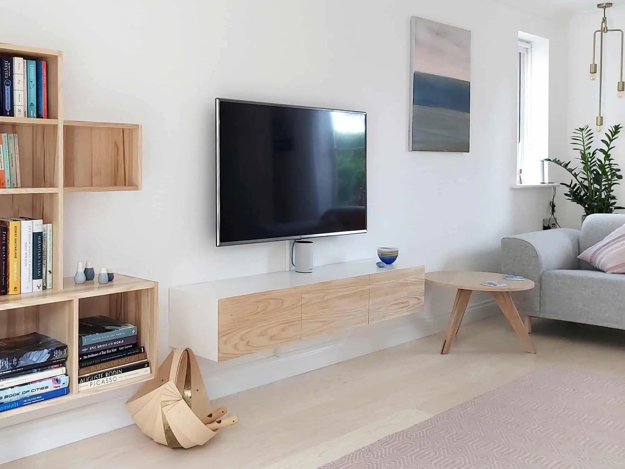 What is floating furniture? 2 meanings