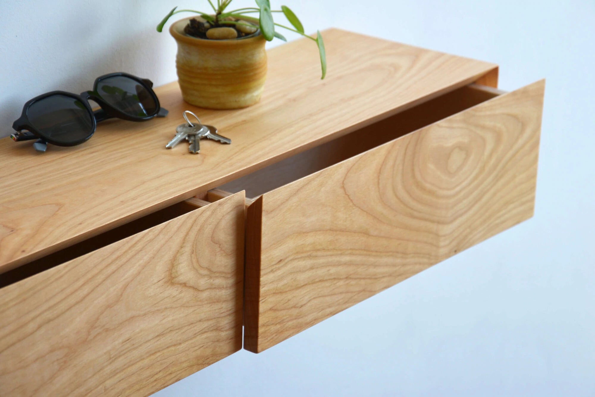 entry shelf made of cherry wood