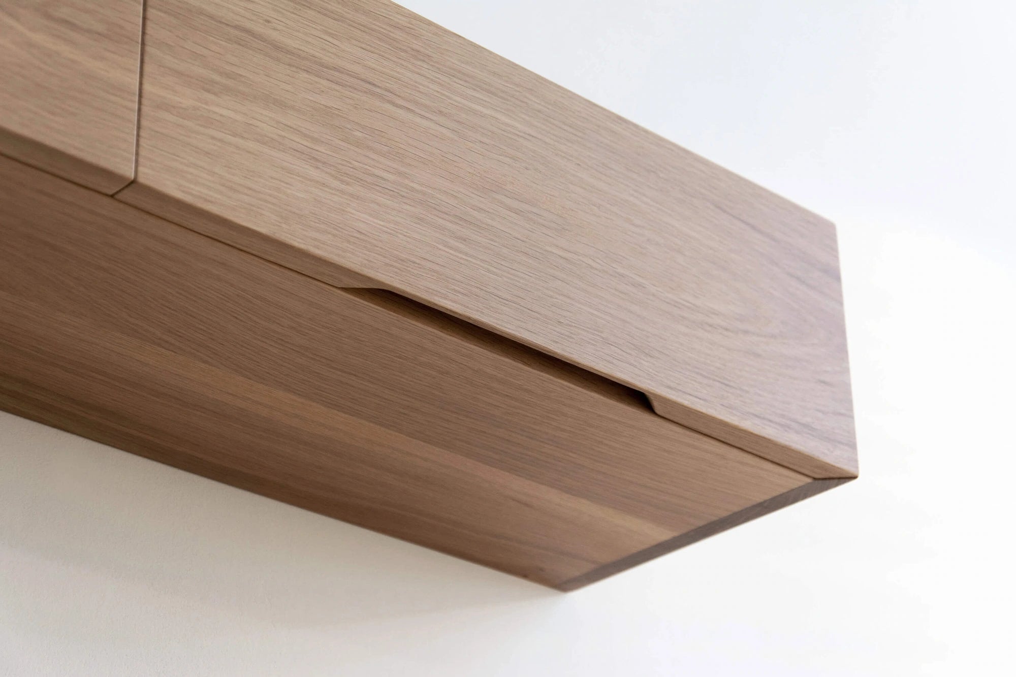 drawer with hidden opening