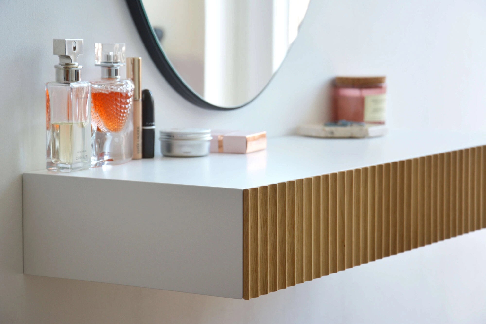 dressing table with fluted drawers