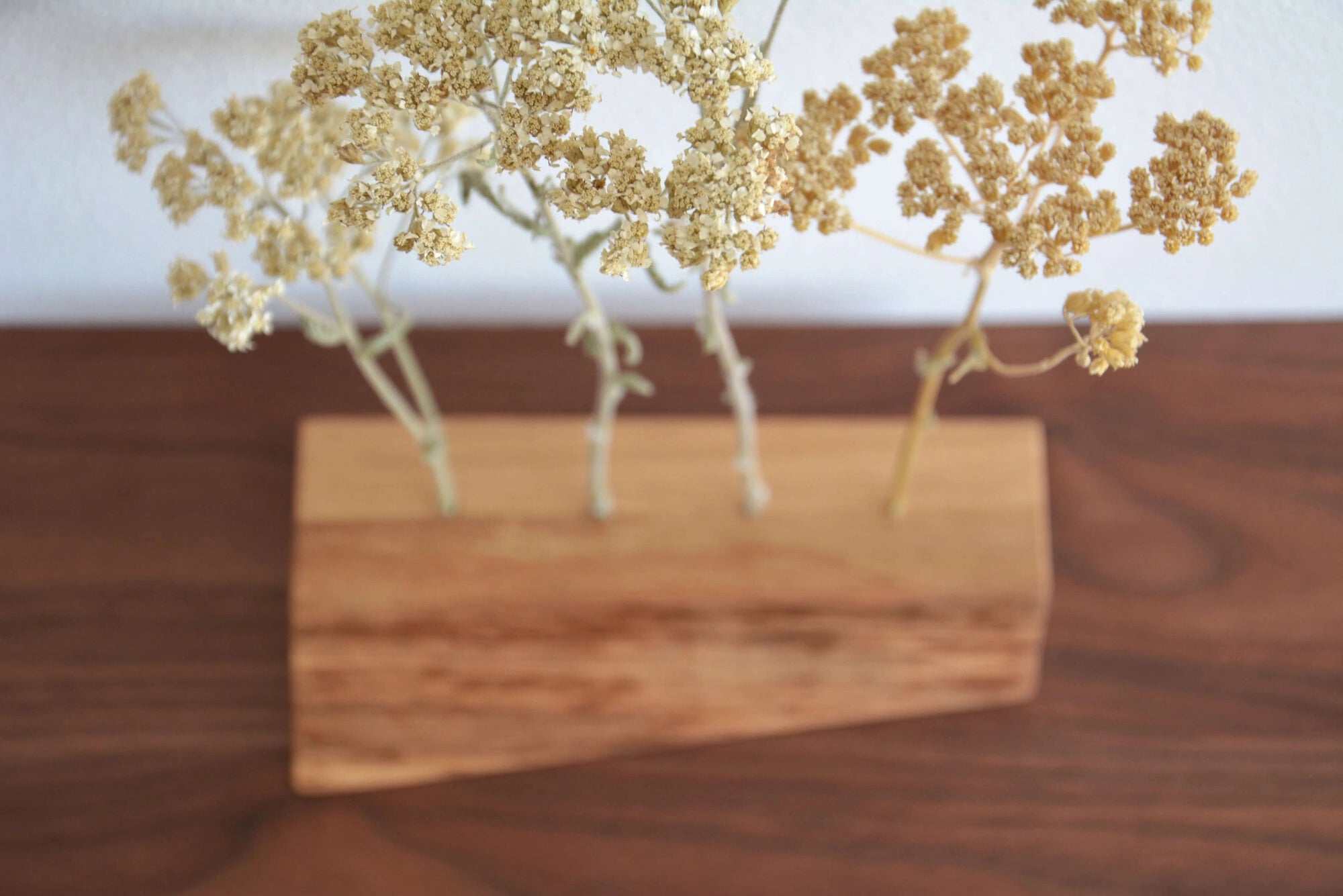 dried flower decoration