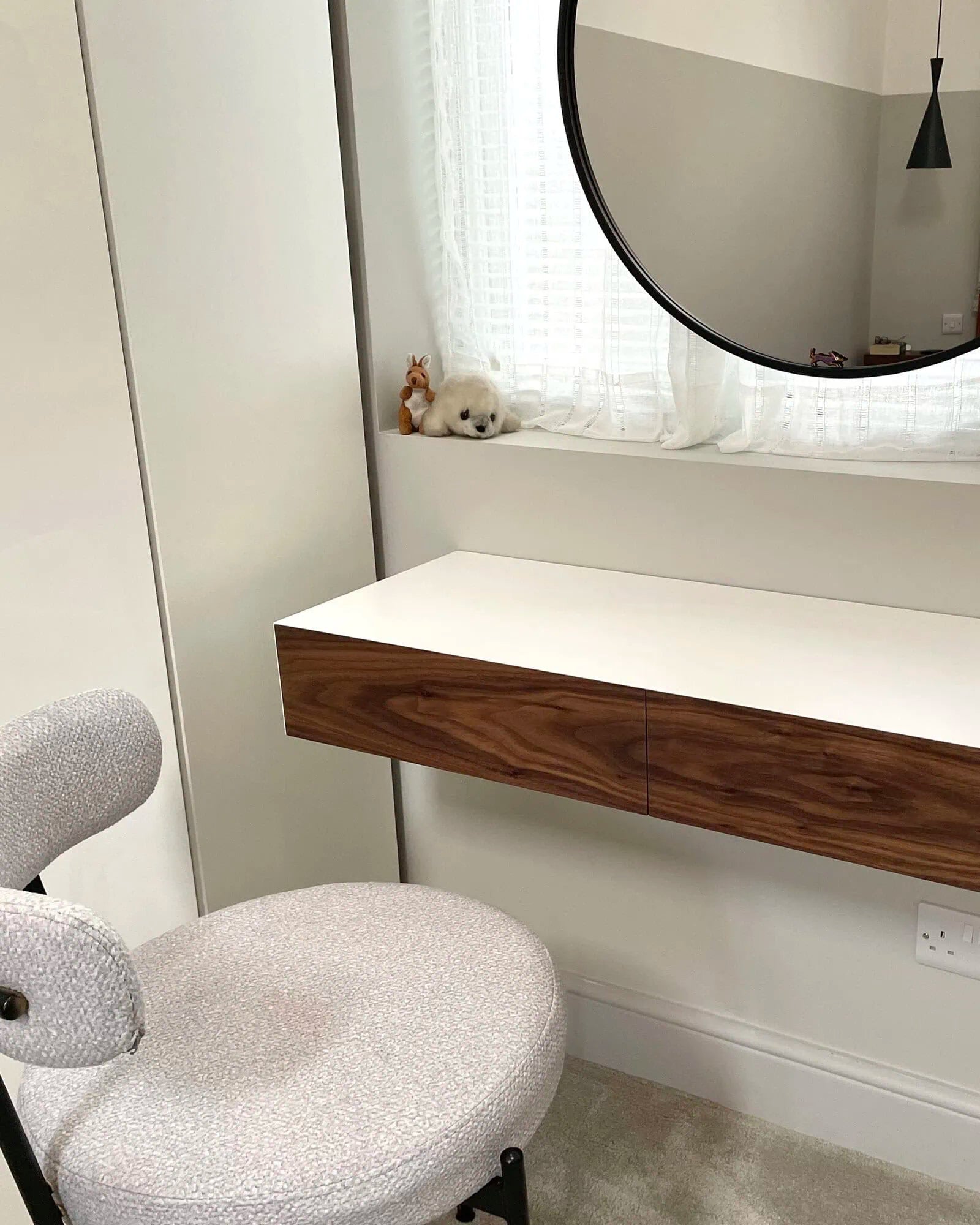 floating makeup vanity in Wylam UK