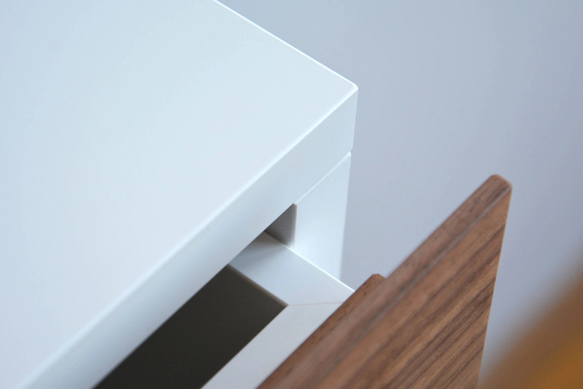 floating nightstand with thinned drawer