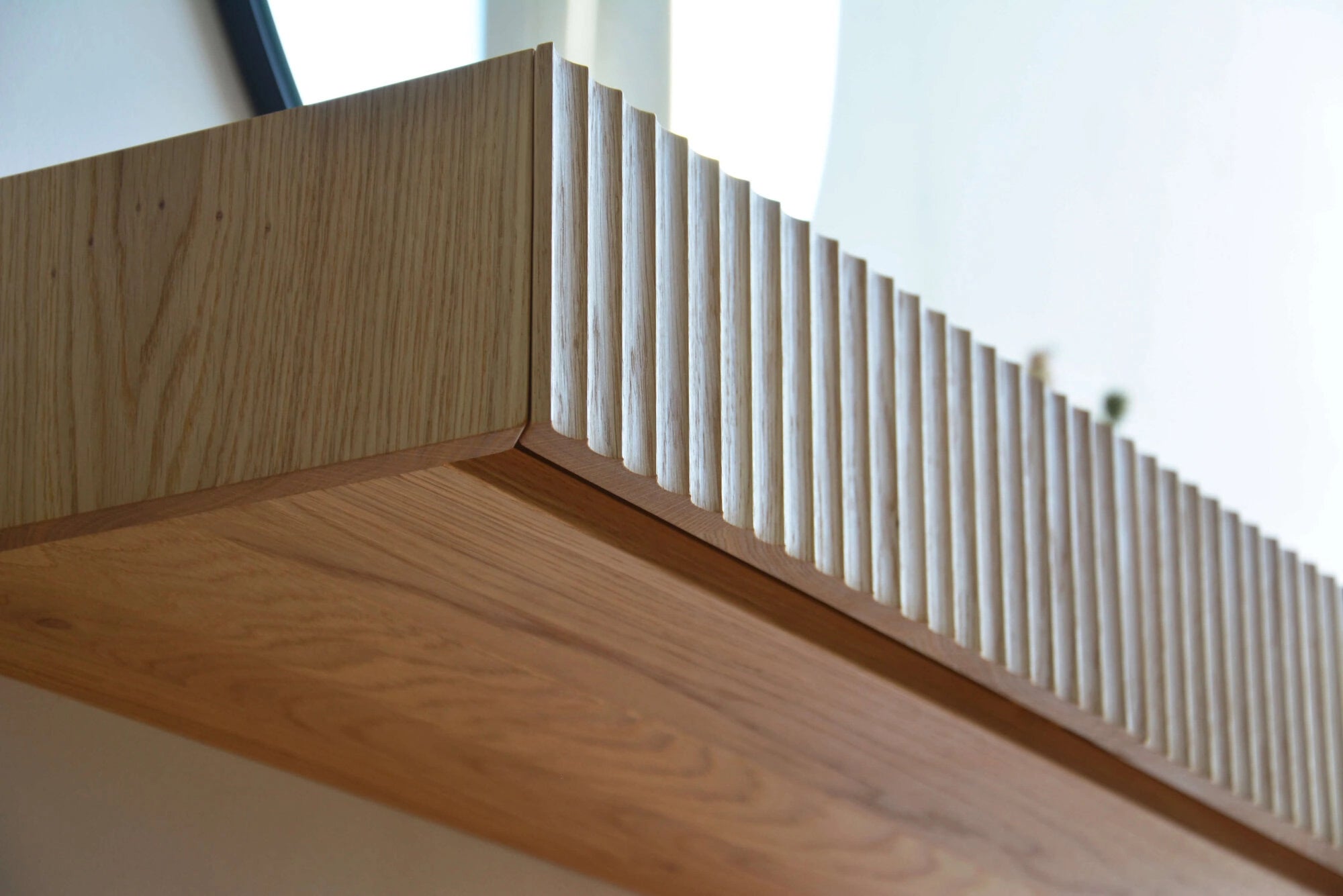 fluted dressing table with drawers
