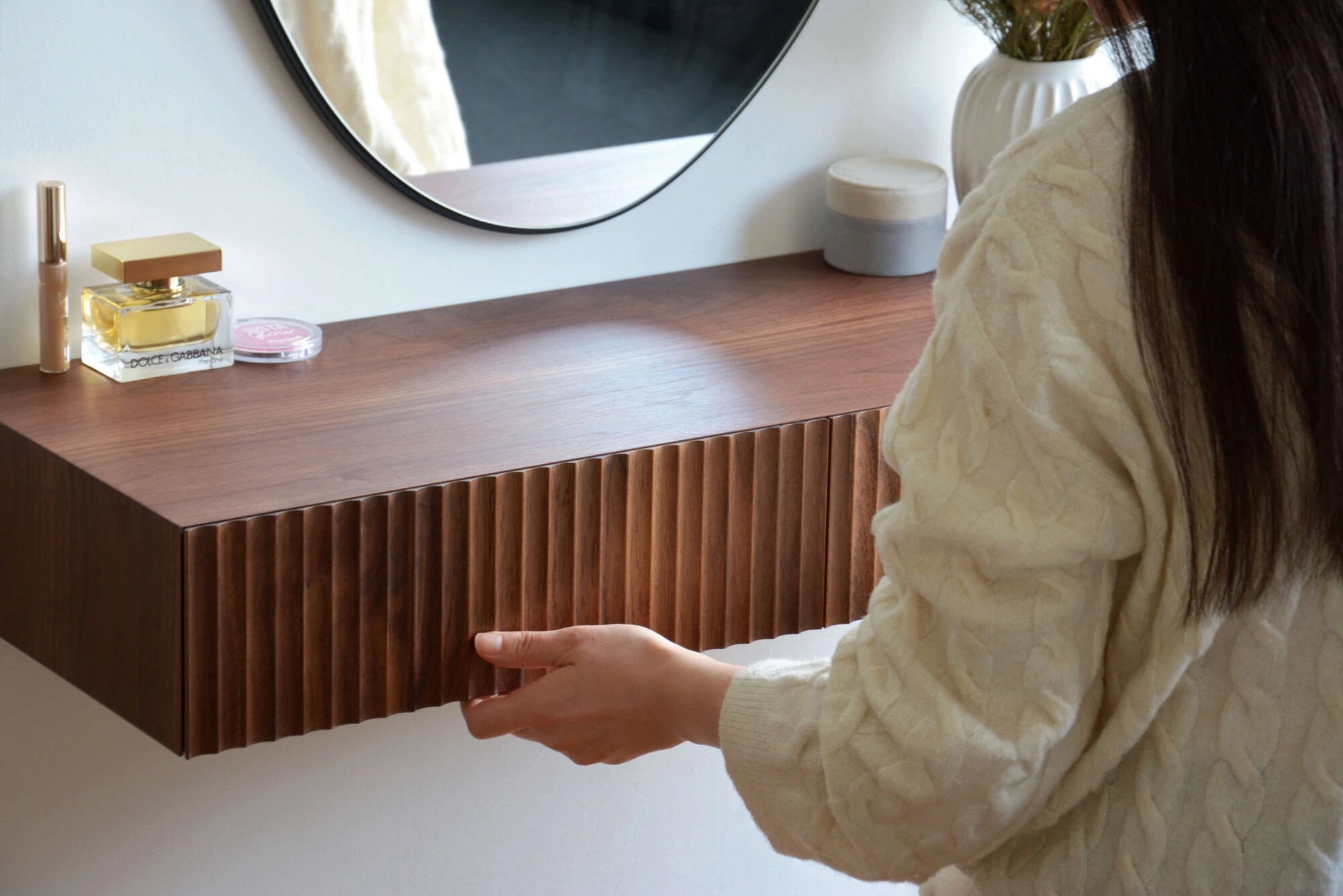 fluted table made of walnut