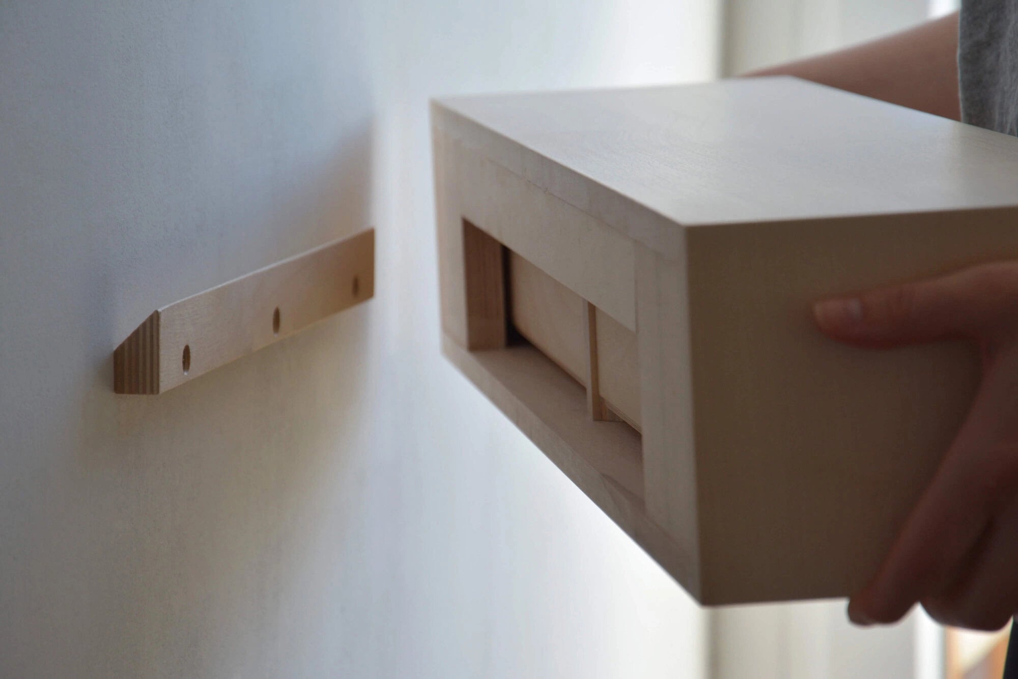 maple shelf mounting
