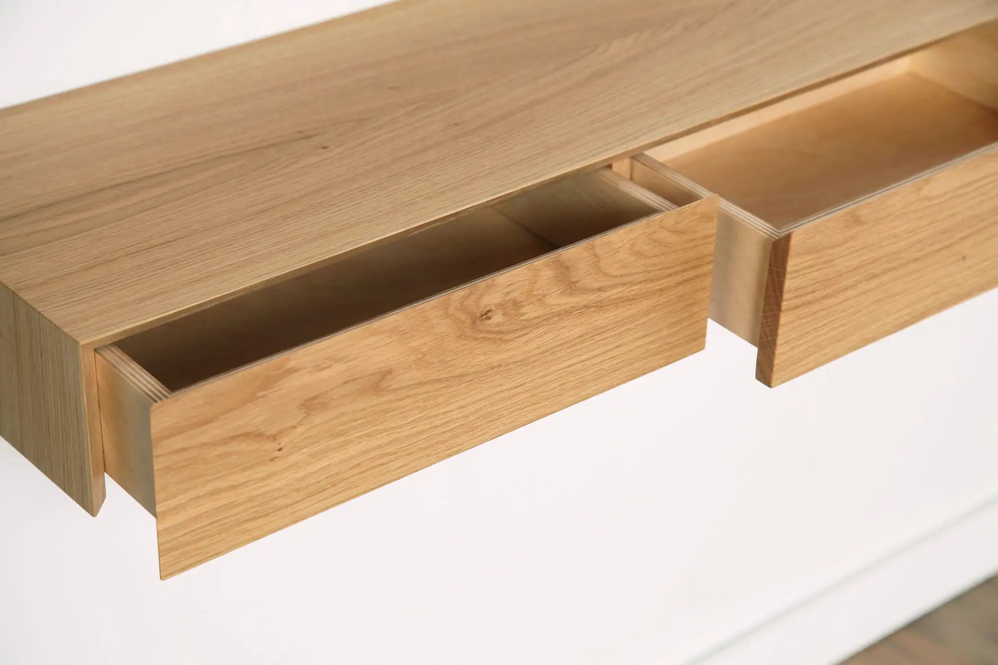 oak dressing table with drawers