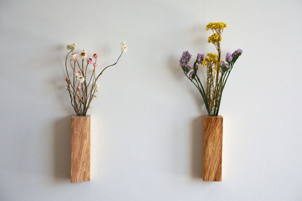 oak wall vase