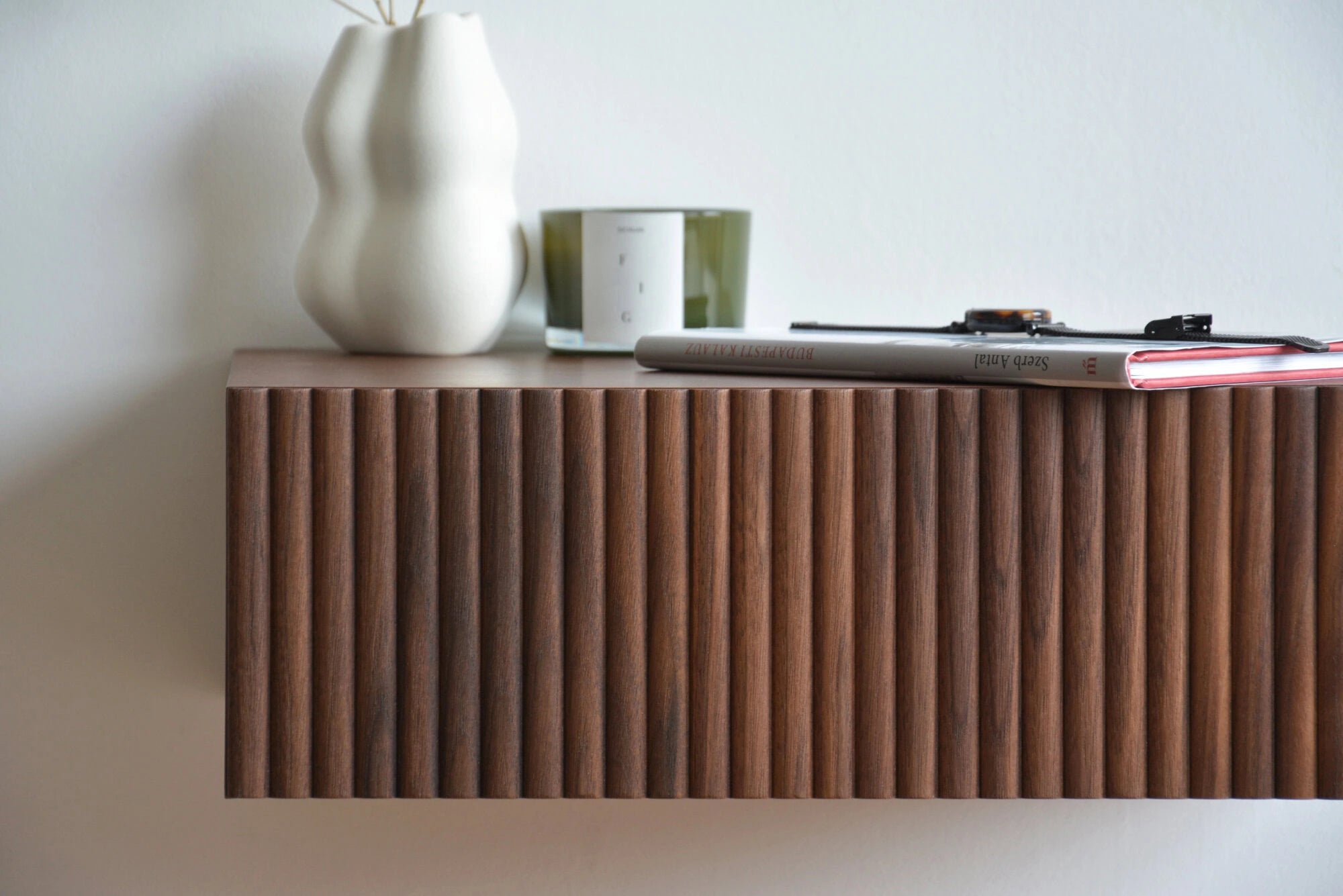 fluted nightstand made of walnut